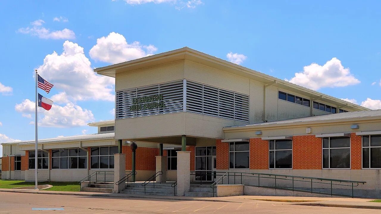 Commercial Roofing in Cooks Point, TX Commercial Roofing in Cooks Point, TX